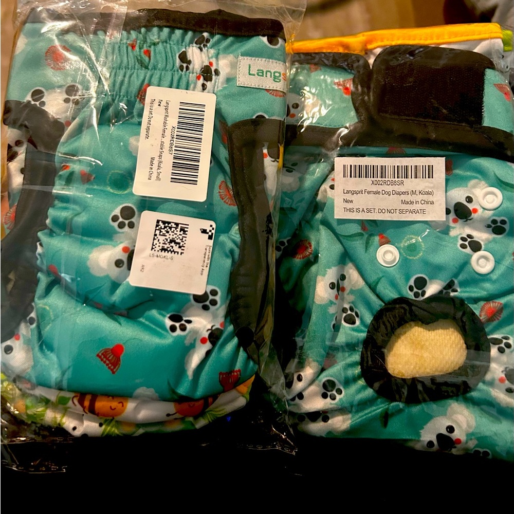 Small and Medium Reusable Diapers for Dogs